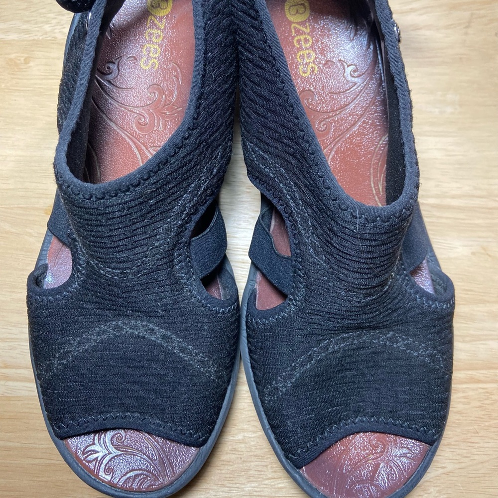 BZees sandals
